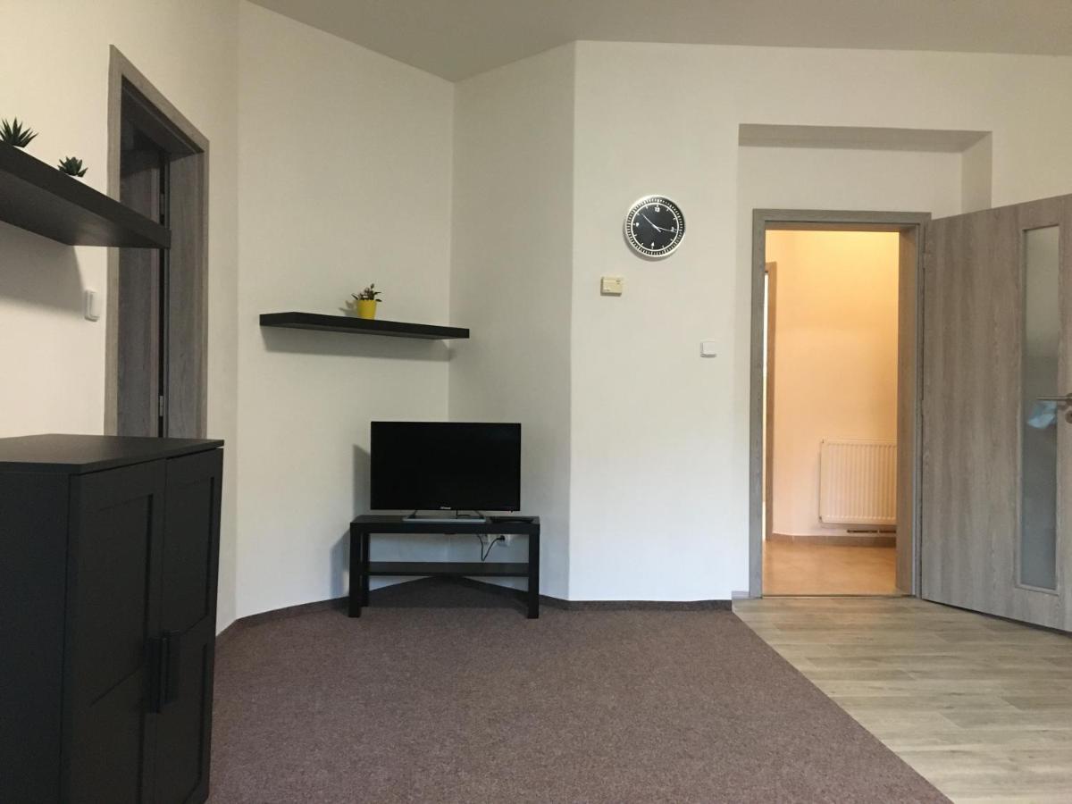 Apartmany U Muzea Ντέτσιν Εξωτερικό φωτογραφία