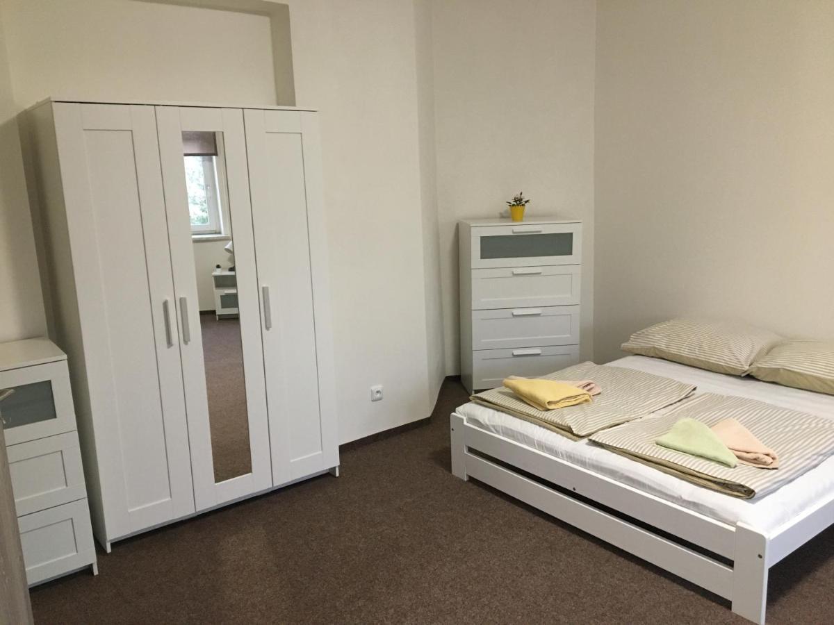 Apartmany U Muzea Ντέτσιν Εξωτερικό φωτογραφία