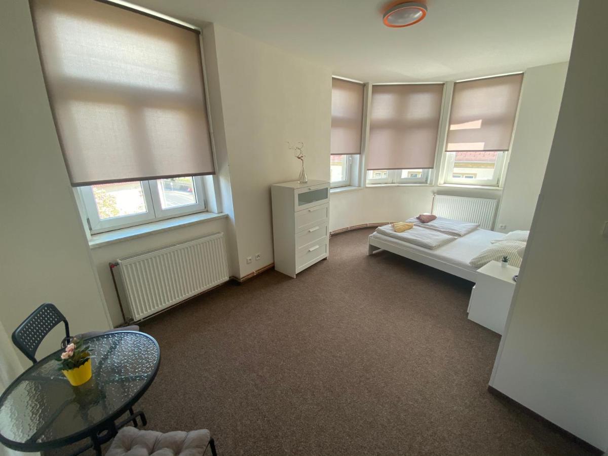 Apartmany U Muzea Ντέτσιν Εξωτερικό φωτογραφία