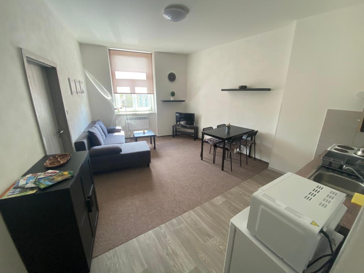 Apartmany U Muzea Ντέτσιν Εξωτερικό φωτογραφία